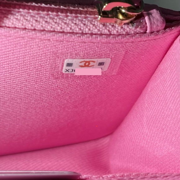 ♥️SOLD♥️ Chanel 23P Lilac Pink Caviar Business Affinity Chain Clutch Mini NWT - Picture 13 of 15